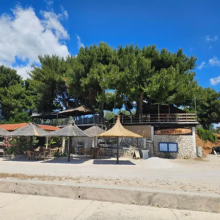 Mobile Nela * Sveti Filip i Jakov