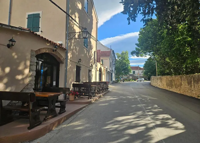 Mobile Nela Sveti Filip i Jakov